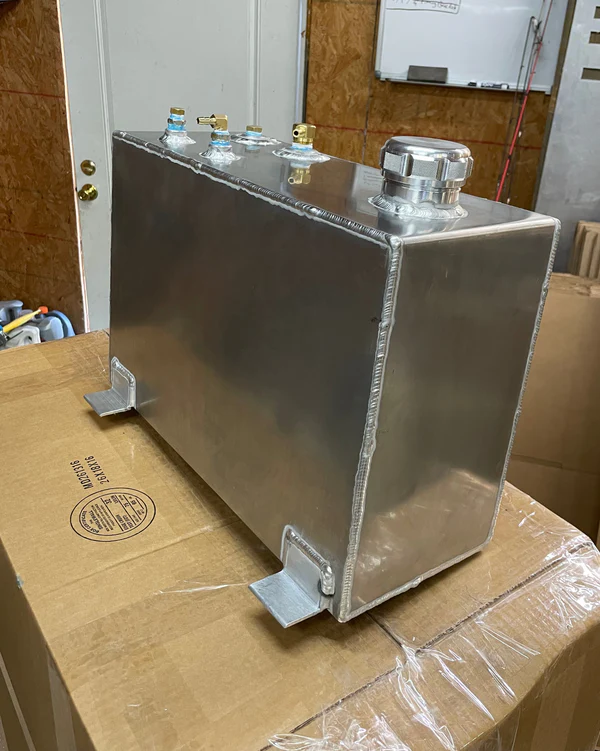 8 GALLON FUEL TANK